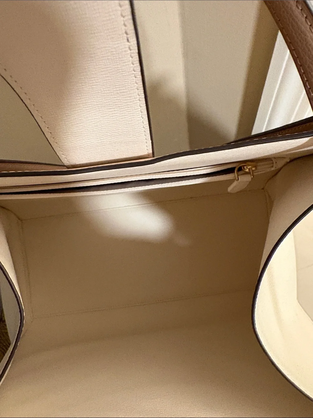 Kate Spade Tote in Blush and Cream (offers accepted)